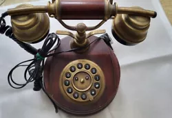 téléphone ancien SITEL. Fabriquer  en Italie  Parfait état  de fonctionnement  Clavier à touches