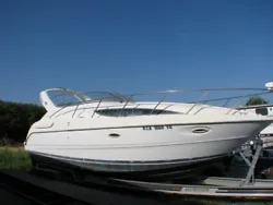 2001 Bayliner Ciera 3055, Cruiser Yacht, 32ft, 11.0 beam for sale. A powerboat built by Bayliner, the 3055 ciera...