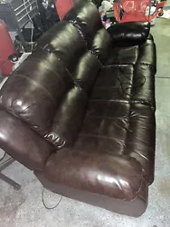 Recliner Couch. Don’t need to know more try to get off my hands