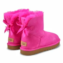 UGG added silky bows to their icon for a sweet, feminine take. Pair with practically anything, from athleisure wear to...