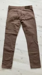 pantalon burberry homme Jamet porte . Taille 42R/180/82A   32R  style jeans