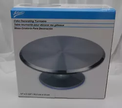 Non-slip silicone base cover; smooth precise rotation; made of aluminum: cast, machined & polished.