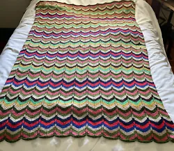 Vtg knit/Crochet blanket throw afghan chevron 64 x 40 multicolor. Some pilling on blanket otherwise seems to be in good...
