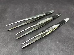 Fair used condition. Has rust/discoloration. Size: 4 1/2” length x 7.6mm width, 2mm serrated tip width. Our inventory...