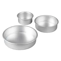 You can bake a complete tiered cake all at once with this round cake pan set. Three pans ranging in size from small to...