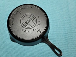 Griswold #7 Cast Iron Skillet with Large Block Logo and Heat Ring. Skillet has a nice and crisp logo. Item Specifics...