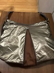 Skip hop versa diaper bag bronze adjustable pockets