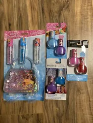 Girls Pamper Pack; Mani/Lip Gloss. Pamper pack includes: Disney princess three lip glosses and plastic clutchDisney...