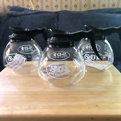Coffee Pot Decanter BUNN 64oz Commercial CASE OF 3 glass COFFEE POTS. Brand new still in box black. It came from Bunn...