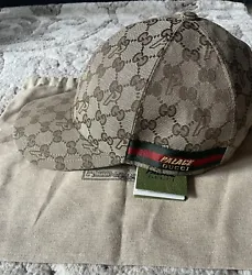 Brand new Limited Edition Palace Gucci Baseball cap size M (58cm ) 100% Authentic. Sold out !!!Comes with the dust bag
