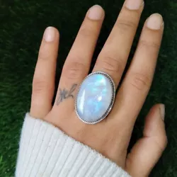A stone for “new beginnings”, Moonstone is a stone of inner growth and strength. It soothes emotional instability...