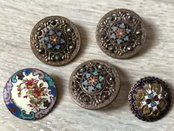 Diamétre : 27 mm (le plus grand). à noter : état et rayures dusage.