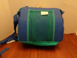 BLUE/GREEN BOOSTER CHAIR. TODDLER BOOSTER SEAT WITH. HANDLE TO CARRY FOR TRAVELING. VELCRO CLOSING. & TO GRANDMAS...