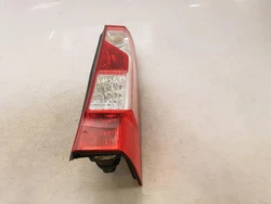 Feu arrière droit RENAULT MASTER 3 PH.2 réf. 265500023R 106303467. Caractéristiques de laRENAULT MASTER 3 PHASE 2...
