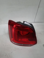 Numéro de pièce fabricant : 6R0945095AH. Feu arriere principal gauche (feux) - VOLKSWAGEN POLO 5 PHASE 1. Modèle du...