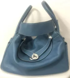 HERMES Lindy 34 Shoulder Bag Turquoise. Condition is Pre-owned. Shipped with USPS Priority Mail.Please refer to...
