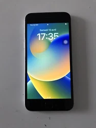 Apple iPhone SE 2ème gén - 64Go - Blanc (Déverrouillé) A2296 (GSM). Débloqué tous opérateurs et sans compte...