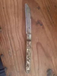 couteau anciens. Manque sur le manche des 2 côté à restaurer 