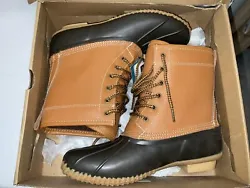 Womens Khombu Lauren Duck Winter Rain Boots Tan Size 9M. Comes in box, box does have tear,see picture. Rubbery part of...