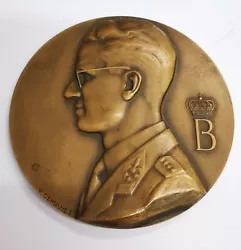 Médaille Credit Communal De Belgique 1860-1960.Ref67418. Diamètre : 70mm Poids : 152gr