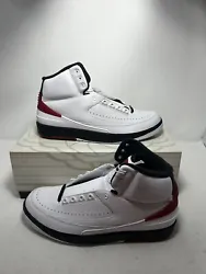 Nike Jordan 2 Retro OG Chicago. Never worn. Perfect Condition. - DENTS OR SLIGHT BOX DEFORMITY.