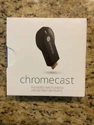 MINT Condition, RARELY Used Google CHROMECAST H2G2-42. FREE Shipping to the continental U.S.!!!