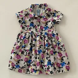 Excellent condition Size: 18-24 months Button closure Short sleeves Fully lined 100% cottonLength: 18 inches Armpit to...