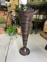 vintage metal plant holder. Two tone marble brown metal plant stand for indoor or outdoor setting. Selling 8 and I will...