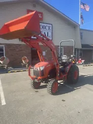 2018 Kubota B3350 Tractor 4x4 With Backhoe and Front Loader. Only 429 Hours! We have owed since new. Rotatating unit...