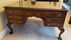 Beautiful mahogany antique English Partners Desk, circa 1860, in excellent condition. All original working dove-tailed...