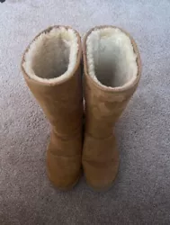 UGG Brown Tall Womens Boots Size 8. Condition is Pre-owned. Shipped with USPS Priority Mail.