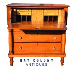 19TH CENTURY ANTIQUE NEW ENGLAND SHERATON CHERRY & BIRDS EYE MAPLE BUTLERS DESK. The chest has a large upper butlers...
