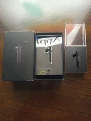 Vends 2 oreillettes bluetooth Apple, une version boîte carton (MA817ZM/A) et une version boîte plastique (MB536ZM/A) ...