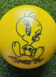 Vintage Brunswick Tweety Bird Bowling Ball Yellow 12 Pounds 2000 Warner Bros USA. 