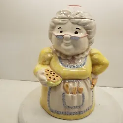 Treasure Craft Granny With Cookies Cookie Jar Yellow Dress. This jar is great shape. It has two small chips on bottom...