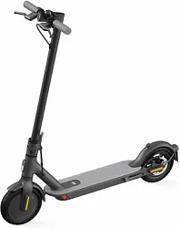 Le Mi Scooter peut être conduit à une vitesse allant jusquà 20 km / h et a une autonomie maximale de 30 km. 1x...