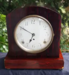 Antique Circa 1900 - 1910s Seth Thomas Adamantine Oxblood finish Mantle Clock. Case Condition is as seen - Nice example...