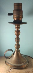 Antique Brass  Candlestick table lamp. Neat old lamp that stands 10-1/4