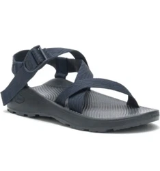 Elevate your outdoor adventures with the Chaco Z/Cloud sport sandal in Serpent Navy. This medium width sandal features...