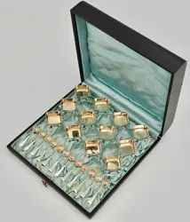 Master Goldsmith: Tiffany&Co. This lot is in perfect condition, presented in its original leather-covered wooden box,...