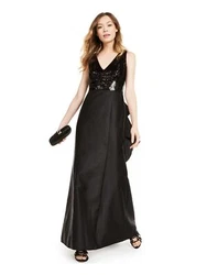 A woman should feel confident in whatever she chooses to wear, especially a dress. From short to midi to high-low to...