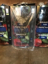 Available here is a very nice and clean Healthy You HY2100 combo snack/soda vending machine. This machine features...