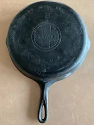 Vintage GRISWOLD Cast Iron SKILLET Frying Pan # 8 LARGE BLOCK LOGO - Ironspoon. Please see all photos for condition...