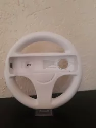1 volant pour Mario Kart Wii ou wii u pour wiimote. État : Très bon état Envoyé rapidement et soigné également
