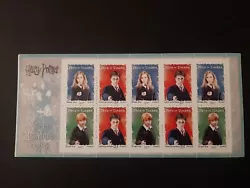 Présentation : Carnet de 10 timbres. Format du timbre : 210 x 95.3 mm.