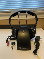 Sennheiser HDR 135 Wireless Headphones With TR135 Charging Stand Complete set with all parts