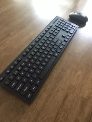 wireless keyboard and mouse. Condition is New. Shipped with USPS Priority Mail.