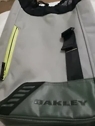 Oakley Halifax 25L Pack Backpack Bag. Condition is New with tags. Shipped with USPS Priority Mail.
