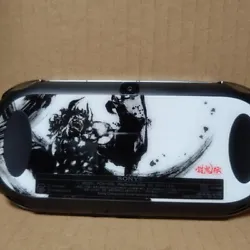 PS Vita Portable Limited Console Toukiden OLED PCH-1000 ( Sony ).