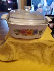 Summer blush was made from 1996-1998. This is a 1.5L casserole in great condition with no chips or cracks. The colors...
